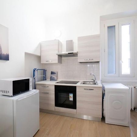 Apartment 4 Stops From The City Center Mailand Exterior foto